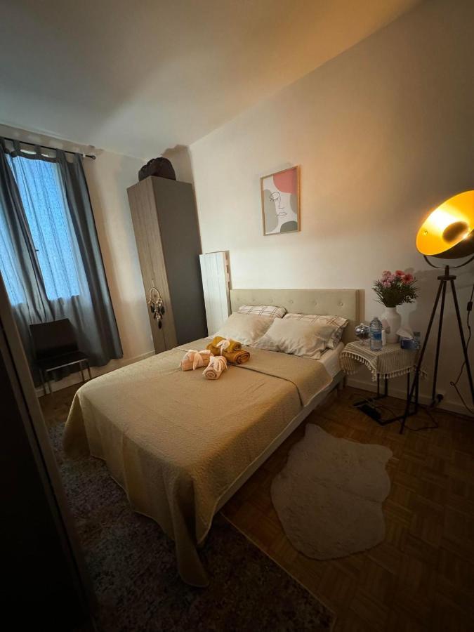 Near Castle Of Versailles Cozy Room With Breakfast And Parking Eksteriør billede